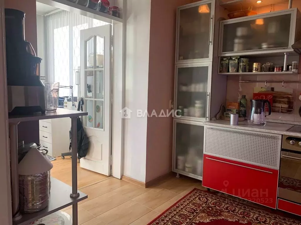 4-к кв. Алтайский край, Бийск ул. Виктора Петрова, 16 (106.4 м) - Фото 2