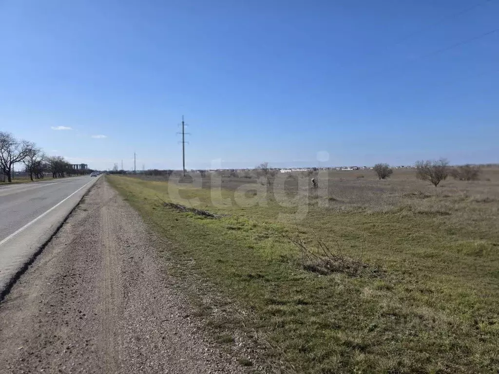 Участок в Крым, Симферопольский район, Николаевка пгт  (586.75 сот.) - Фото 1