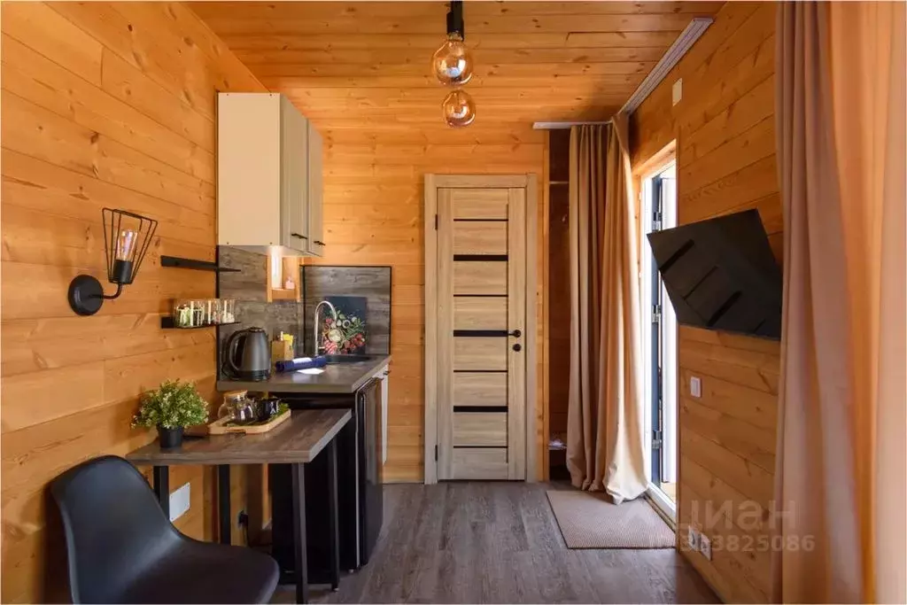 Дом в Красноярский край, Емельяновский муниципальный округ, с. Устюг  ... - Фото 2