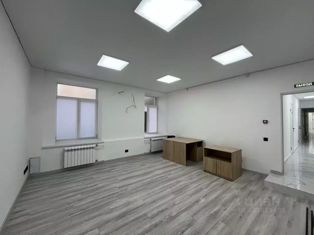 Офис в Крым, Симферополь ул. Тургенева, 58 (36 м) - Фото 2