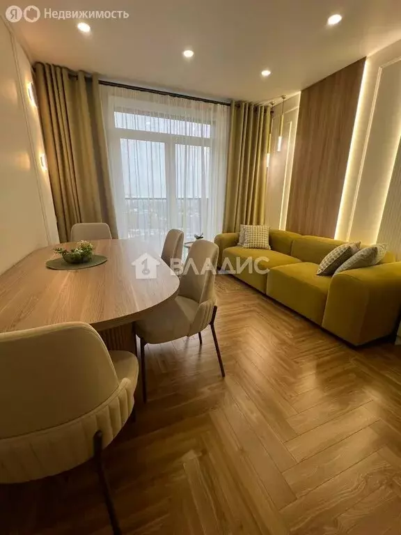 2-комнатная квартира: Вологда, улица Возрождения, 35к2 (64 м) - Фото 1