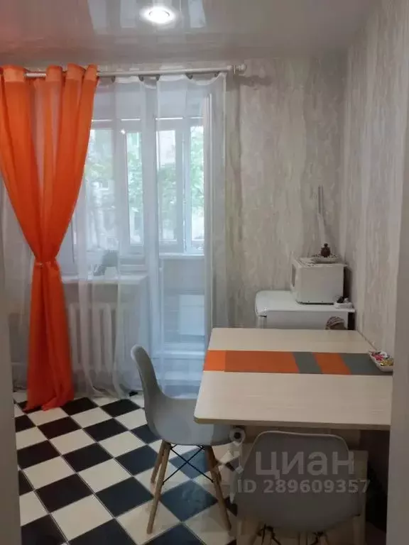 1-к кв. Псковская область, Псков Октябрьский просп., 19Б (42.0 м) - Фото 1