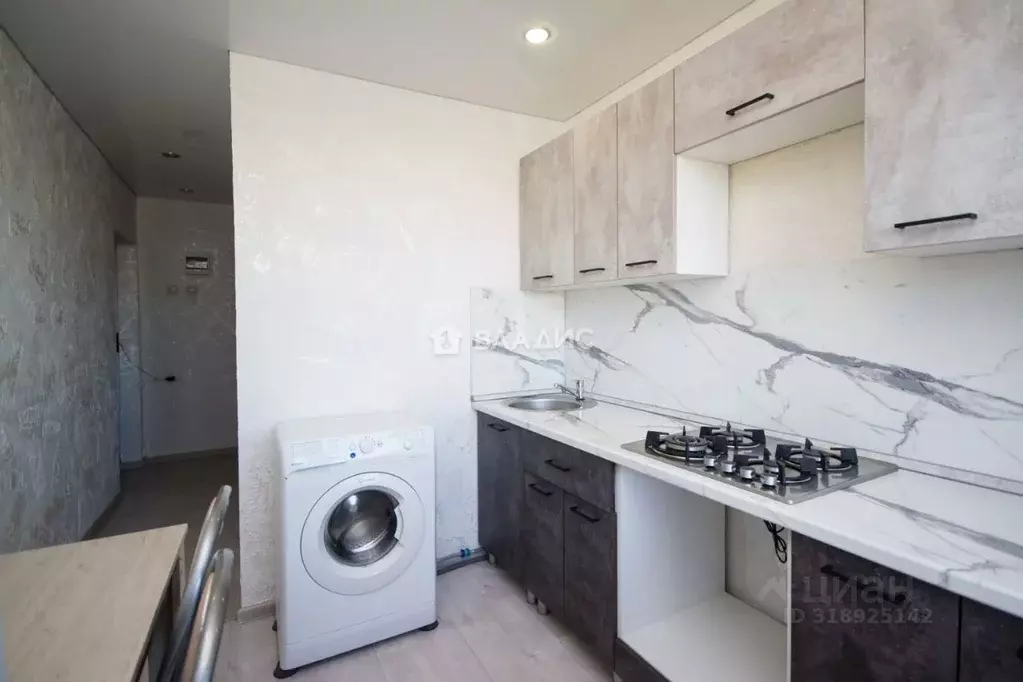 2-к кв. Саратовская область, Балаково Минская ул., 57а (40.5 м) - Фото 1