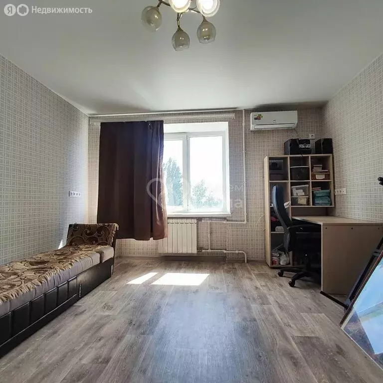 3-комнатная квартира: Волгоград, Чигиринская улица, 2 (77.7 м) - Фото 1