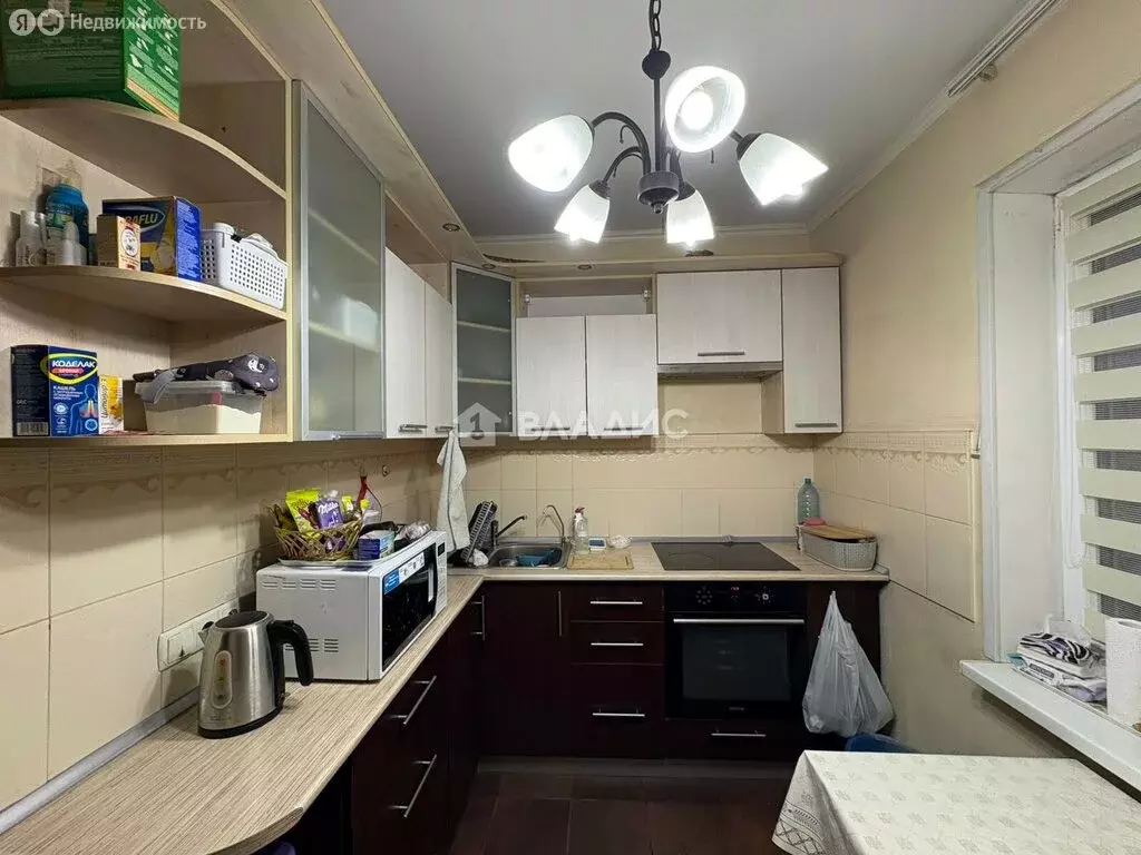 3-комнатная квартира: Волгоград, район Семь Ветров, бульвар 30-летия ... - Фото 1