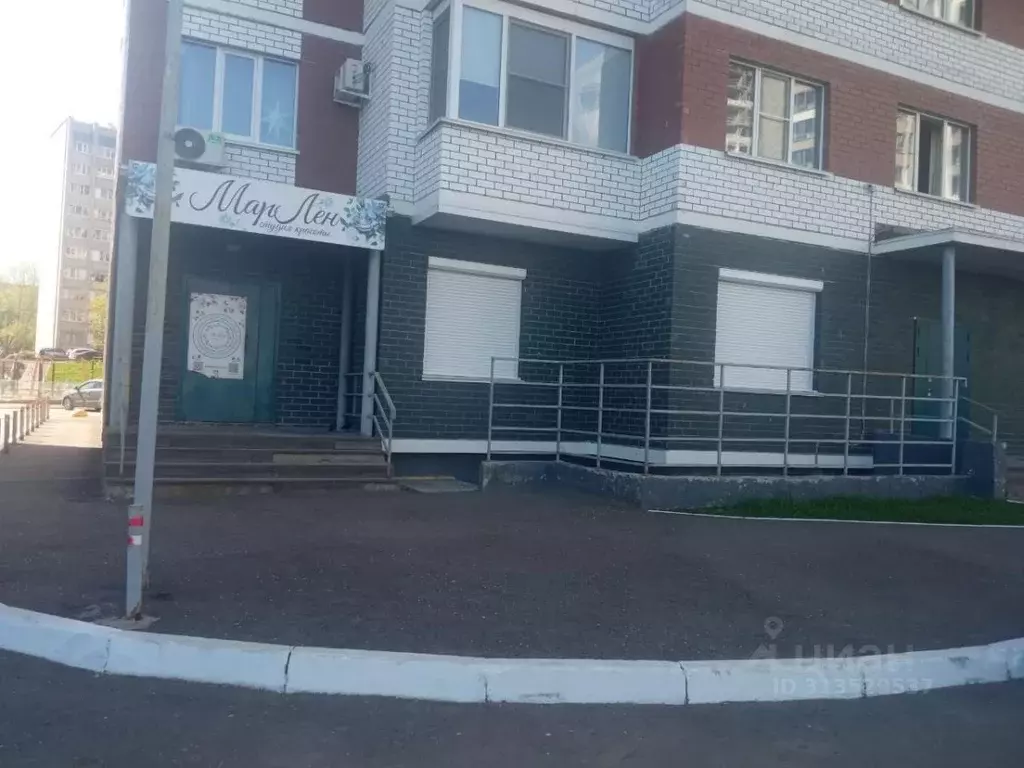 Помещение свободного назначения в Удмуртия, Ижевск Клубная ул., 17/3 ... - Фото 0