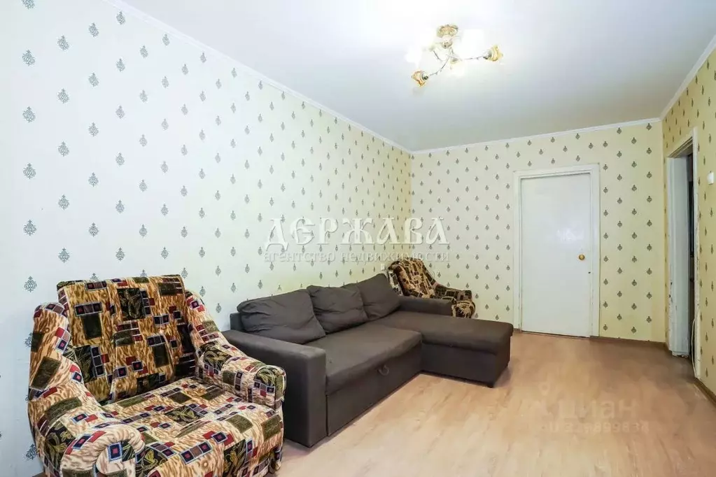 2-к кв. Белгородская область, Старый Оскол Жукова мкр, 8 (43.5 м) - Фото 2