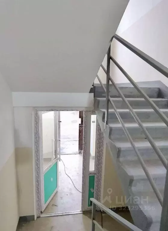 1-к кв. Оренбургская область, Бузулук ул. Челюскинцев (36.7 м) - Фото 2