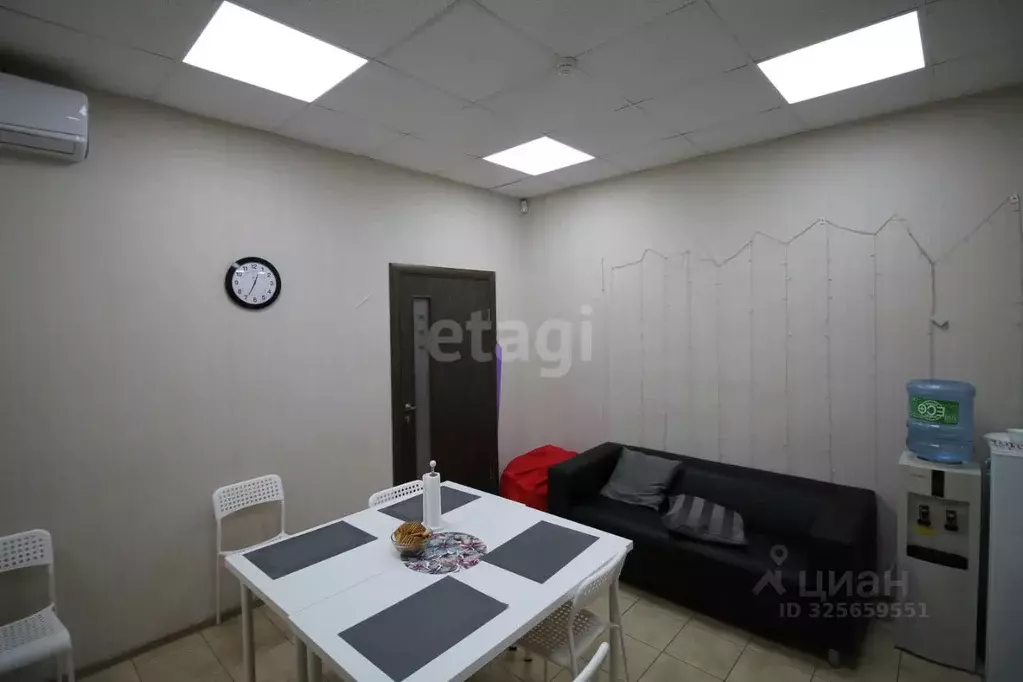 Офис в Ульяновская область, Ульяновск ул. Кролюницкого, 15А (176 м) - Фото 1