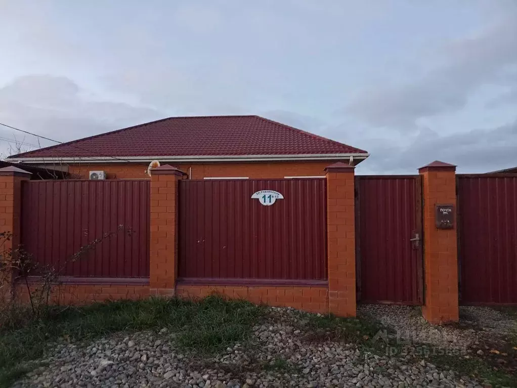 Дом в Краснодарский край, Выселки ст-ца ул. Украинская, 11 (70 м) - Фото 1