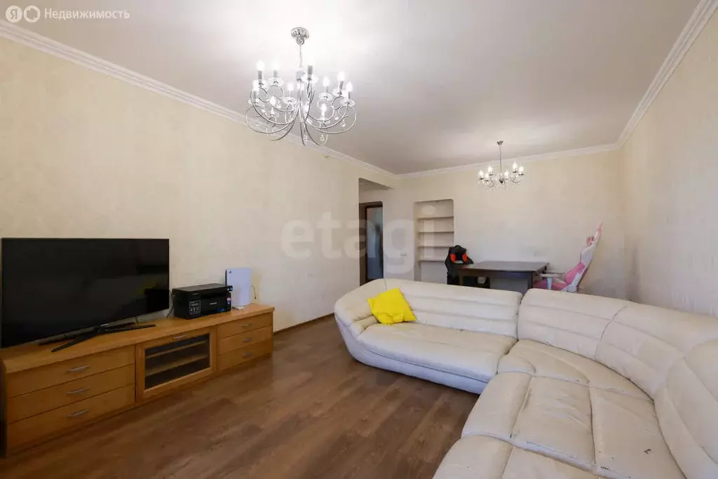 3-комнатная квартира: Казань, Чистопольская улица, 79 (113 м) - Фото 1