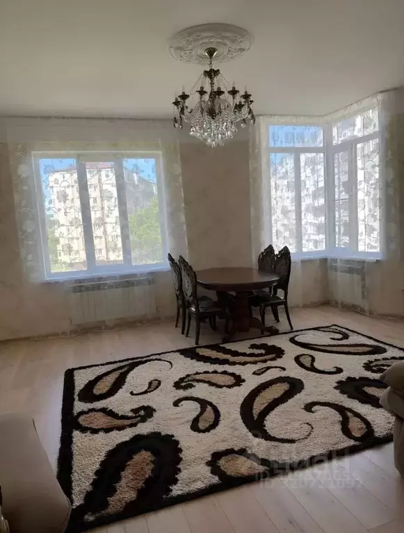2-к кв. Чеченская республика, Грозный ул. А.А. Айдамирова, 97 (78.0 м) - Фото 1