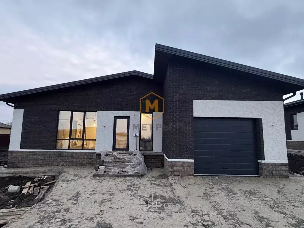 Дом в Белгородская область, Белгородский район, Дубовское с/пос, с. ... - Фото 1