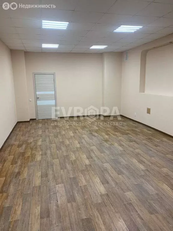 Помещение свободного назначения (468 м) - Фото 0