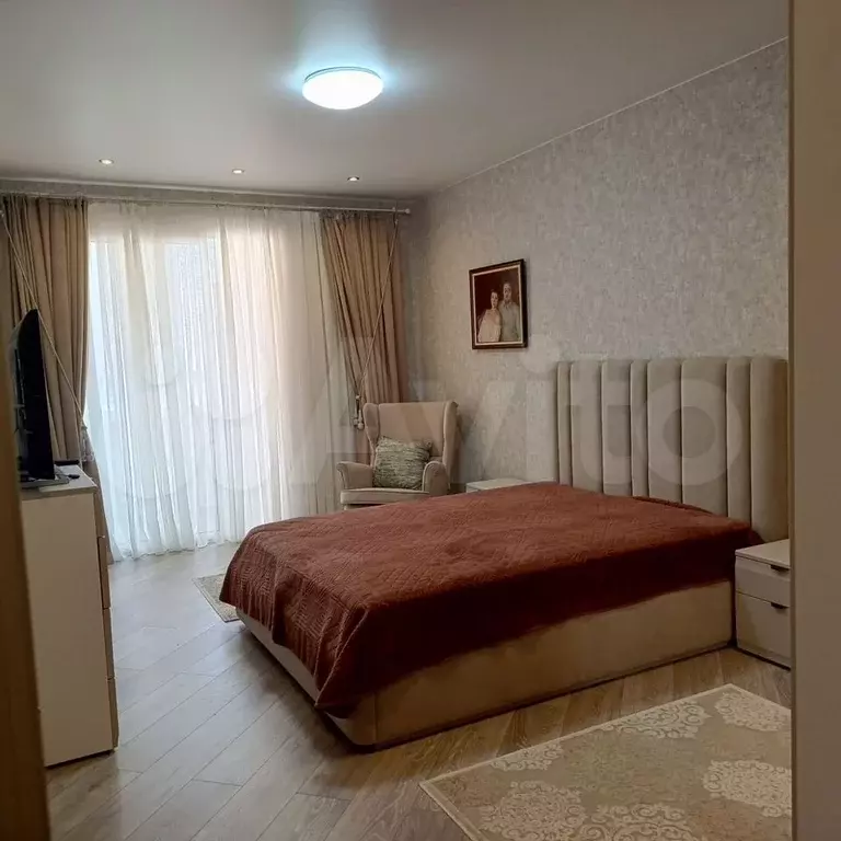 3-к. квартира, 100 м, 7/10 эт. - Фото 0