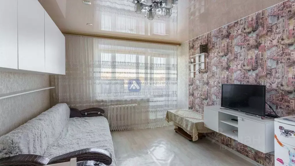 2-к кв. Тюменская область, Тюмень Ставропольская ул., 2А (49.3 м) - Фото 1