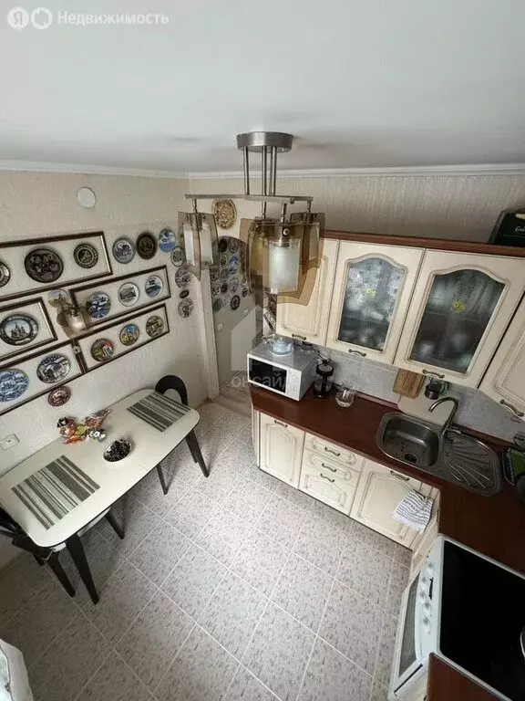 3-комнатная квартира: Улан-Удэ, 47-й квартал, Конечная улица, 1А (58 ... - Фото 0