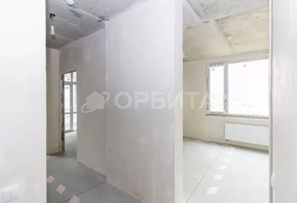 2-к кв. Тюменская область, Тюмень ул. Эльвиры Федоровой, 1к1 (56.5 м) - Фото 2