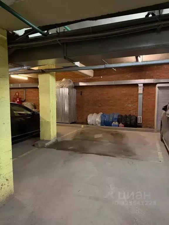 Гараж в Санкт-Петербург 1-я Утиная ул., 32 (33 м) - Фото 1