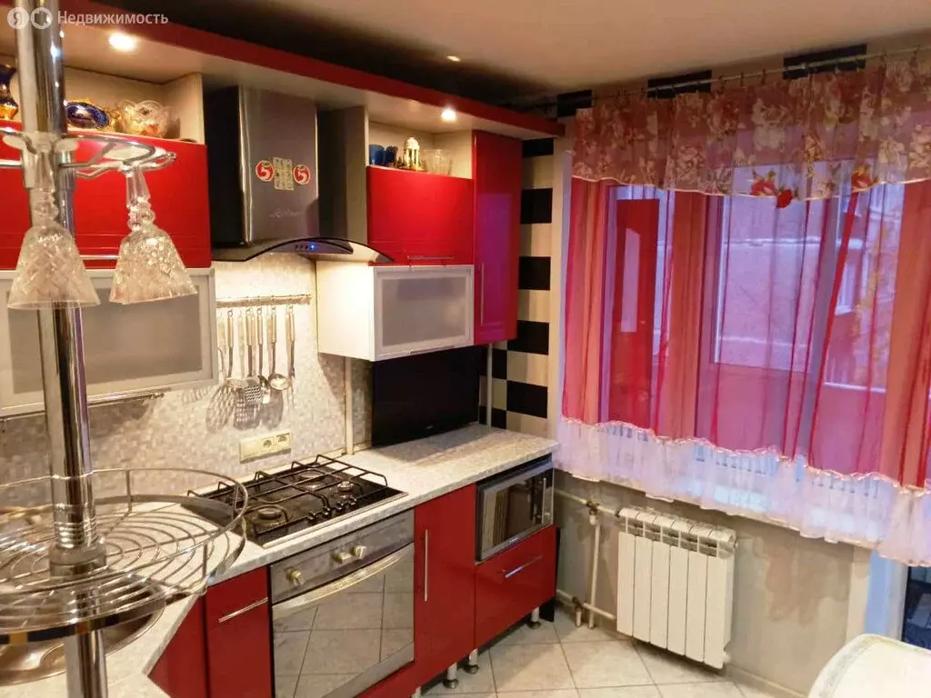 3-комнатная квартира: Мичуринск, Кирсановская улица, 6 (66.8 м) - Фото 1