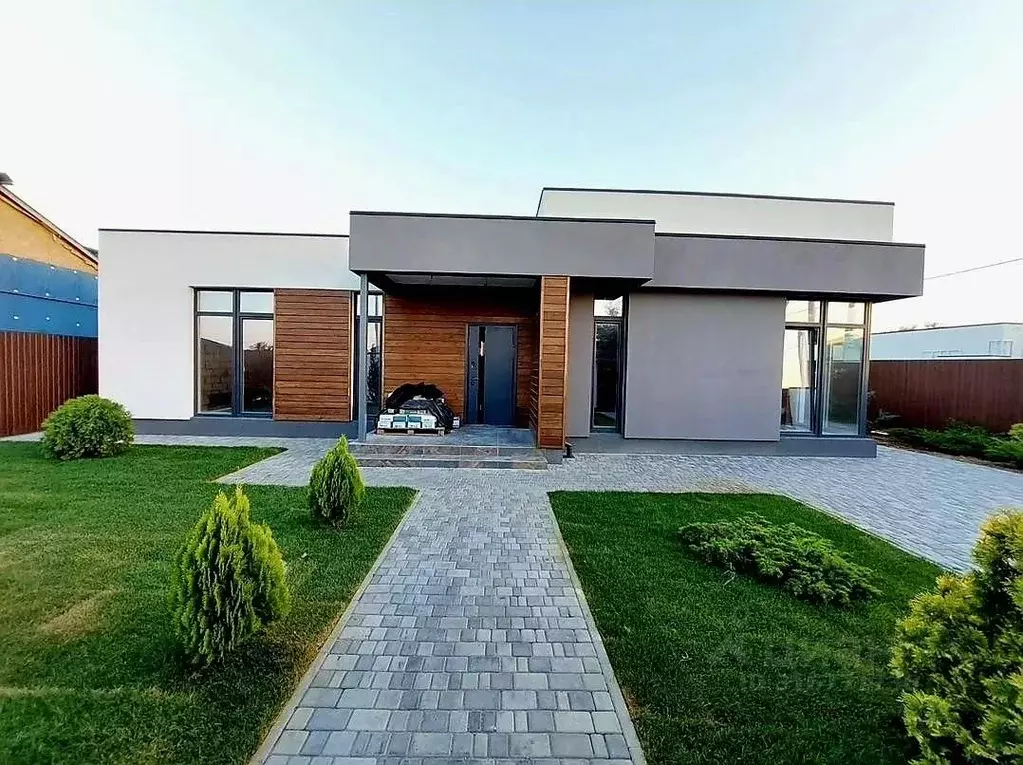 Дом в Краснодарский край, Краснодар Елизаветинская ст-ца, ул. ... - Фото 0