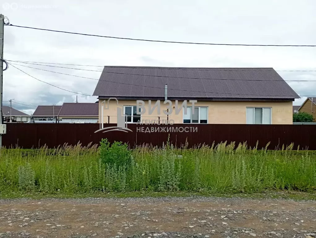 Дом в Мензелинск, улица Воинов-Интернационалистов, 46 (130 м) - Фото 0