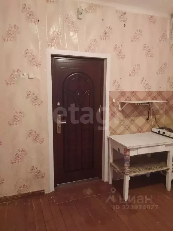 Комната Курганская область, Курган Краснодонская ул., 1 (11.8 м) - Фото 1