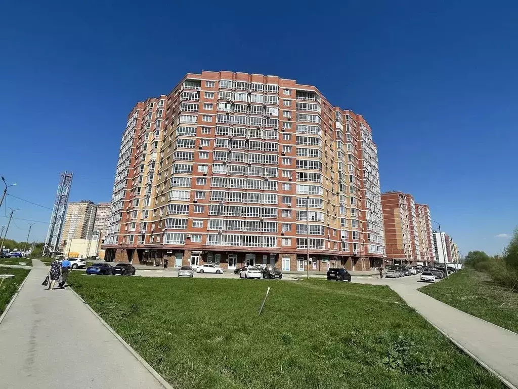 4-к кв. Тульская область, Тула Рязанская ул., 17 (85.4 м) - Фото 1