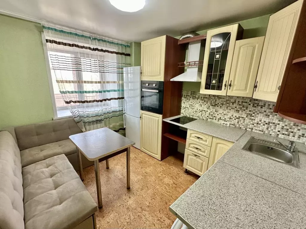 1-к кв. Алтайский край, Барнаул Революционный пер., 120А (40.0 м) - Фото 2