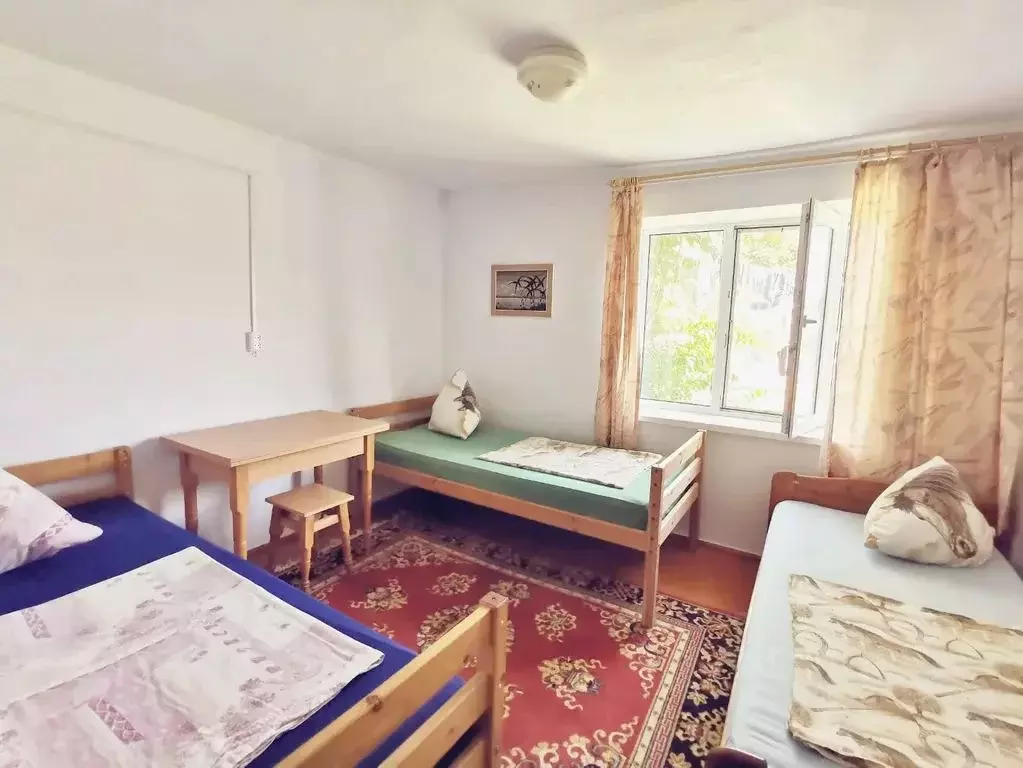 Комната Крым, Черноморский район, Оленевское с/пос, с. Оленевка ул. ... - Фото 1