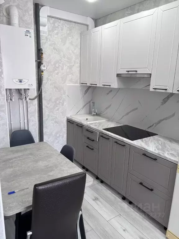 1-к кв. Астраханская область, Астрахань Автомобильная ул., 8 (40.4 м) - Фото 1