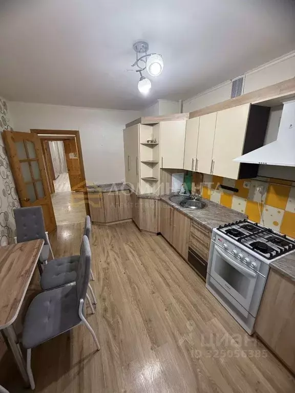 3-к кв. Смоленская область, Смоленск Минская ул., 10 (76.8 м) - Фото 2