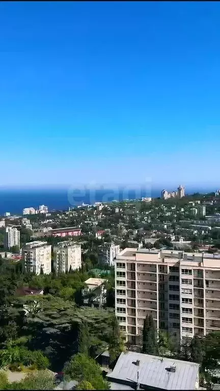 2-к кв. Крым, Ялта 10-й мкр,  (69.9 м) - Фото 1