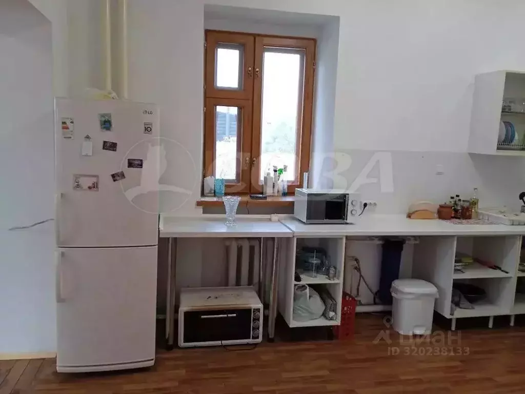 Дом в Тюменская область, Тюмень Зарека мкр, ул. Заозерная, 93 (290 м) - Фото 0