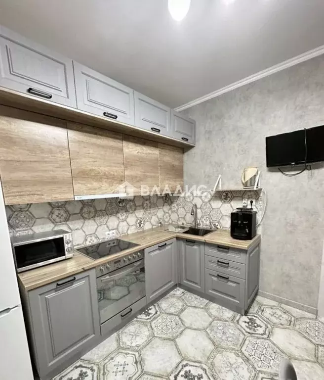 2-к кв. Белгородская область, Белгород ул. Щорса, 39а (61.9 м) - Фото 2