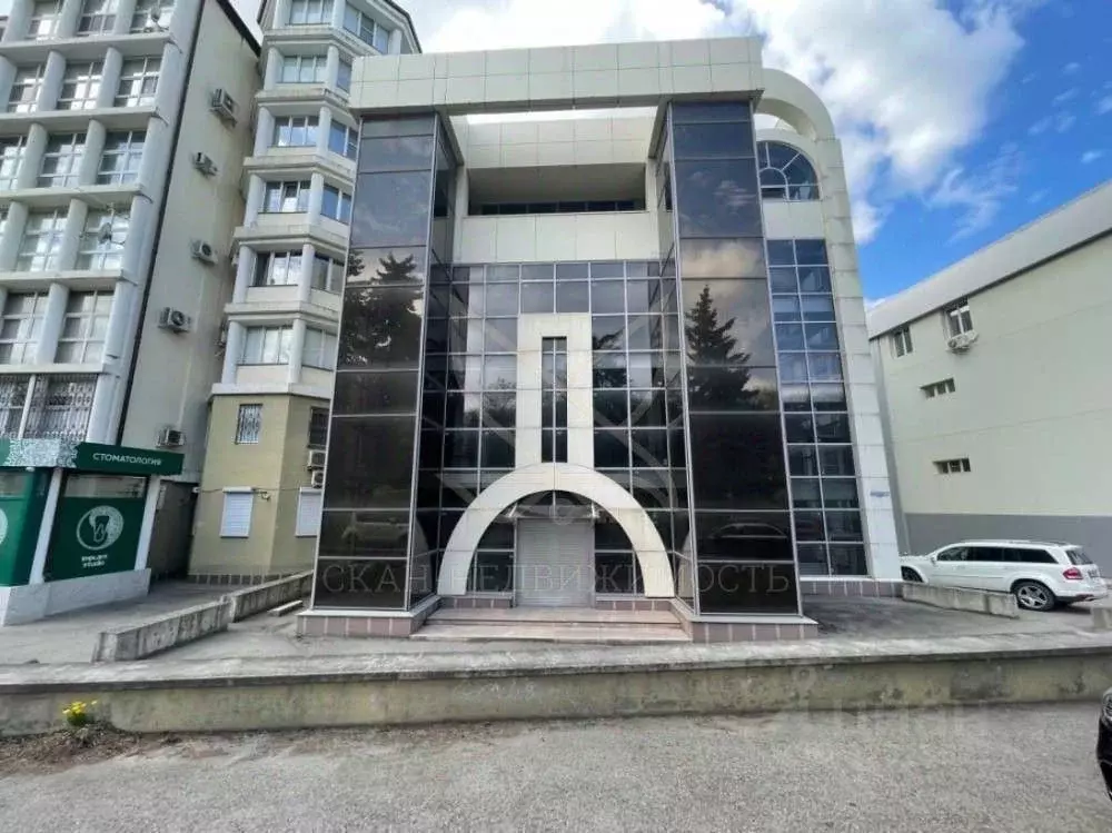 Торговая площадь в Ставропольский край, Пятигорск просп. Калинина, 2а ... - Фото 1