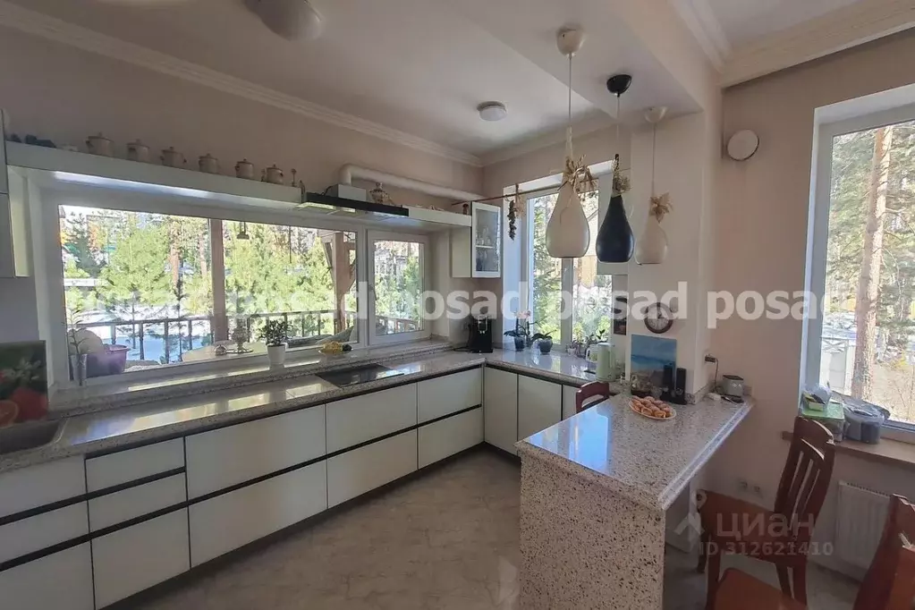 Коттедж в Красноярский край, Красноярск Курагинская ул. (150 м) - Фото 2