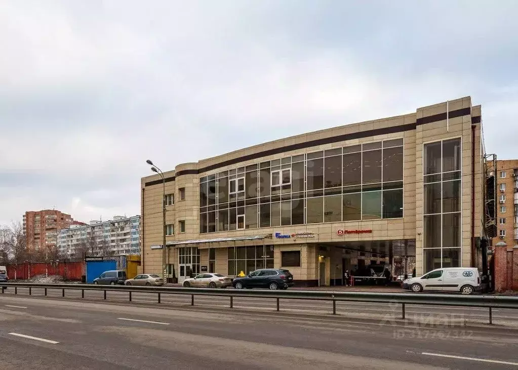 Торговая площадь в Московская область, Химки Молодежная ул., 15а (3500 ... - Фото 0