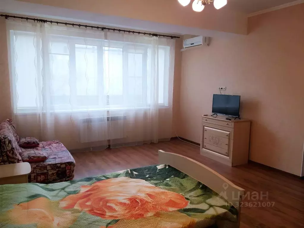 1-к кв. Краснодарский край, Геленджик ул. Южная, 11 (50.0 м) - Фото 1