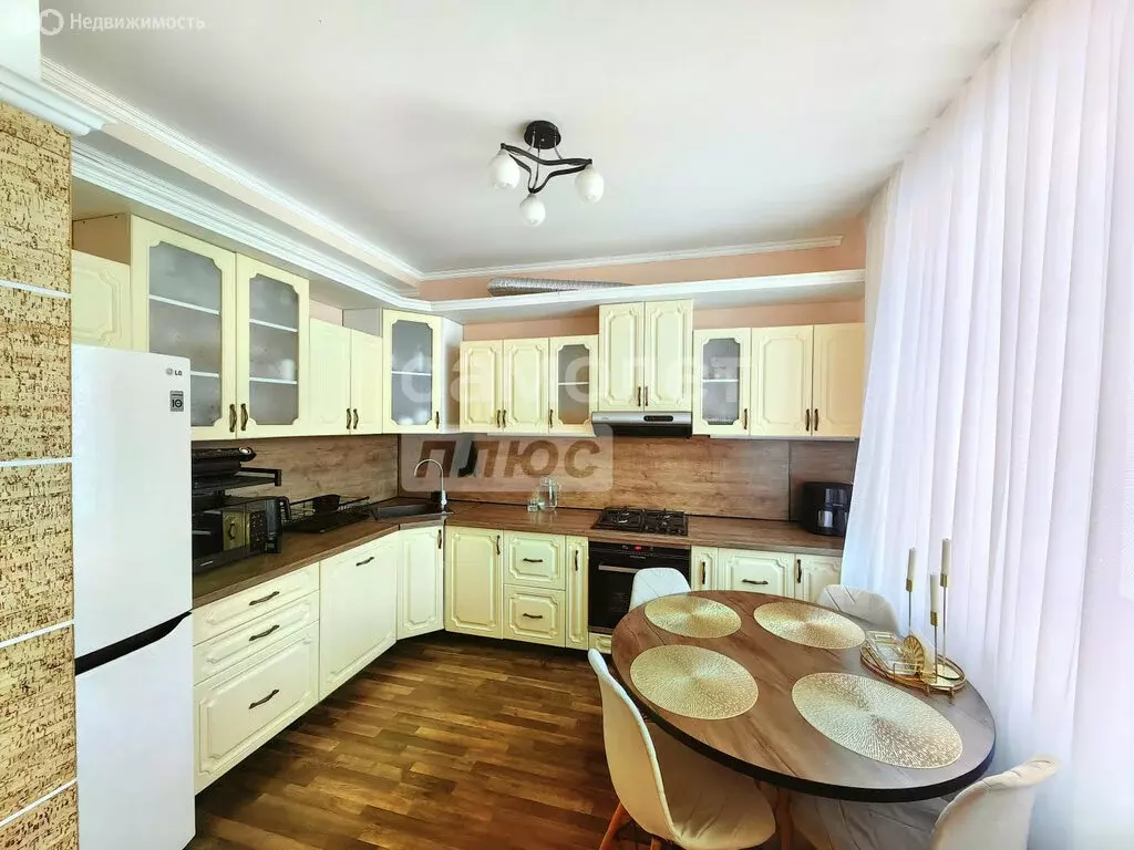 3-комнатная квартира: Ишим, улица Карла Маркса, 63 (81.3 м) - Фото 1