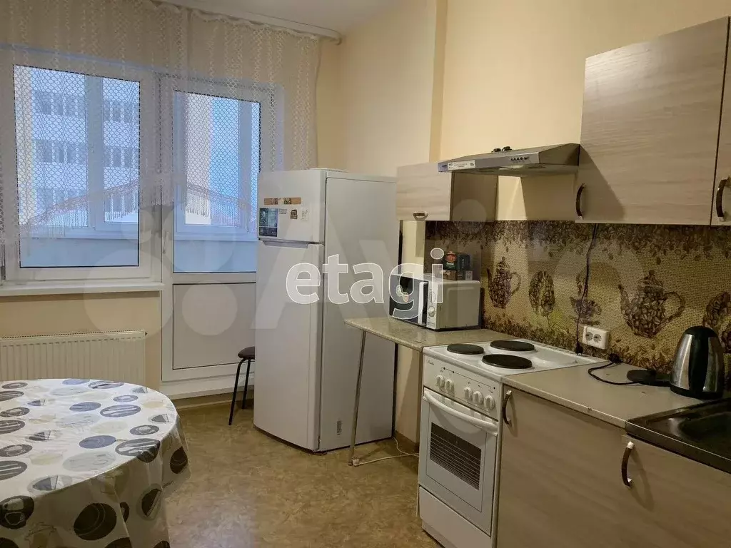 3-к. квартира, 80 м, 3/16 эт. - Фото 0