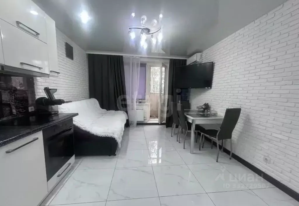 3-к кв. Тюменская область, Тюмень ул. Московский Тракт, 154 (86.0 м) - Фото 1