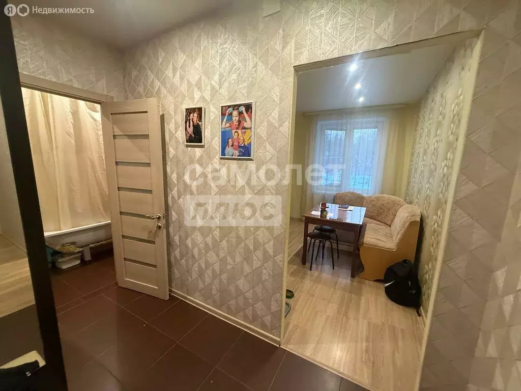 2-комнатная квартира: Киров, Садаковская улица, 4 (52.8 м) - Фото 2