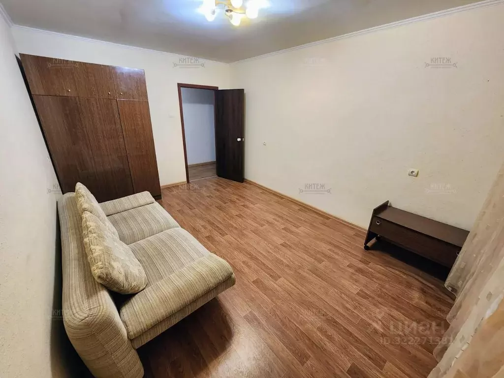 1-к кв. Калужская область, Калуга ул. Петра Тарасова, 13 (36.4 м) - Фото 0