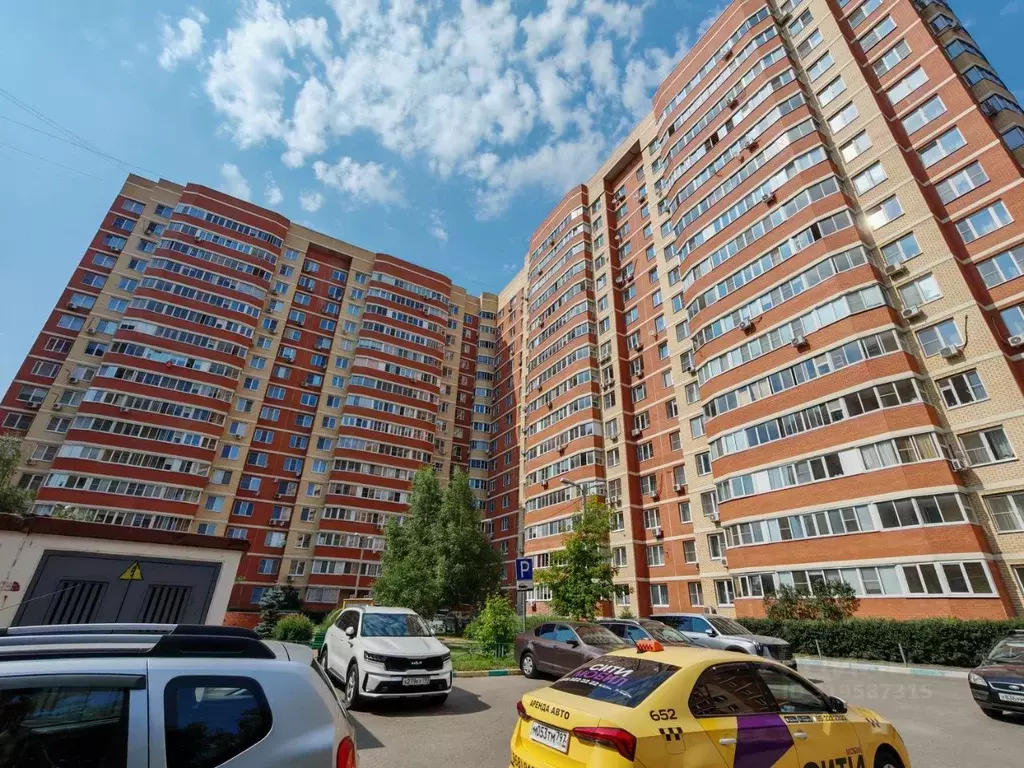 1-к кв. Московская область, Лобня Батарейная ул., 6 (45.0 м) - Фото 0