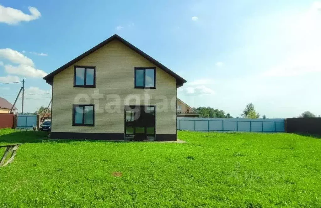 Дом в Калужская область, Дзержинский муниципальный округ, с. Дворцы  ... - Фото 2