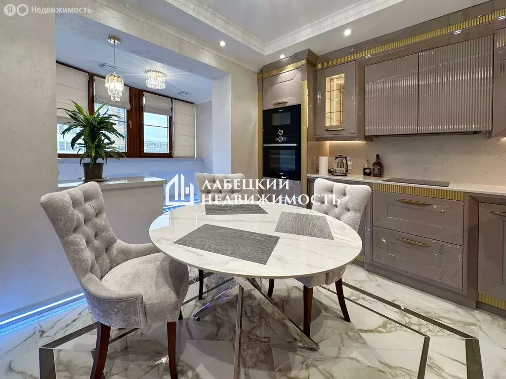 3-комнатная квартира: Московский, улица Бианки, 6к3 (98.7 м) - Фото 1