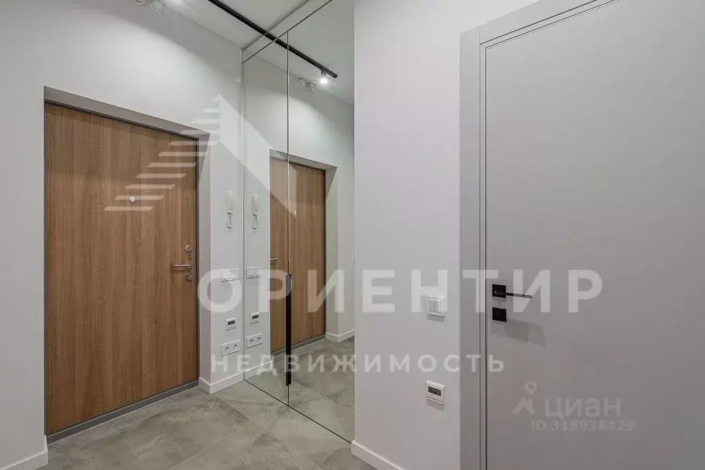 2-к кв. Свердловская область, Екатеринбург ул. Машинная, 1 (51.0 м) - Фото 1
