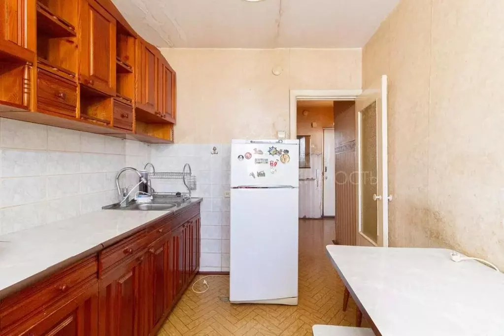 1-к кв. Тюменская область, Тюмень Восточный мкр, ул. Моторостроителей, ... - Фото 1