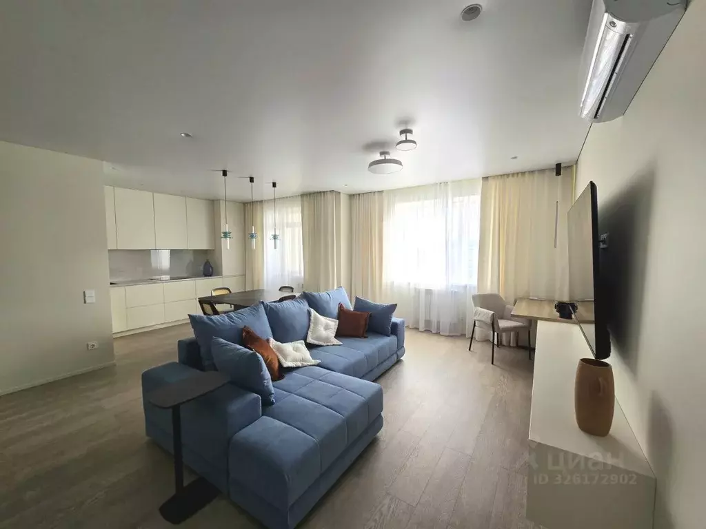 2-к кв. Оренбургская область, Оренбург ул. Яицкая, 1/3 (68.2 м) - Фото 1